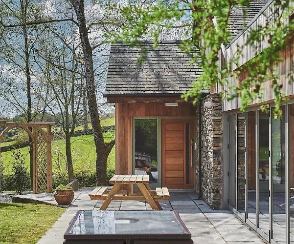 The Shippon بيت للعطل كندال